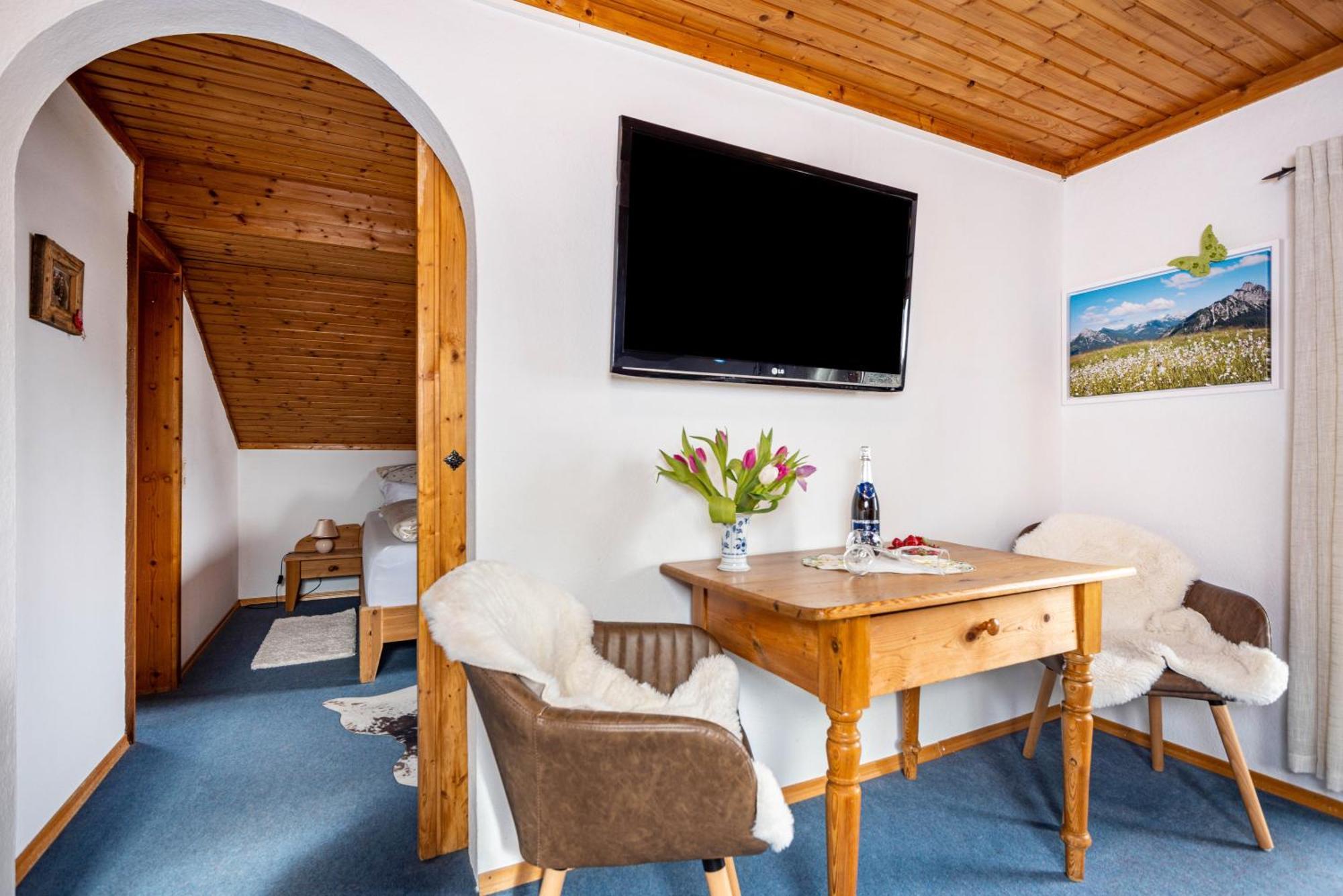 Haus Bergliebe - Zugspitzblick Pfronten Luaran gambar