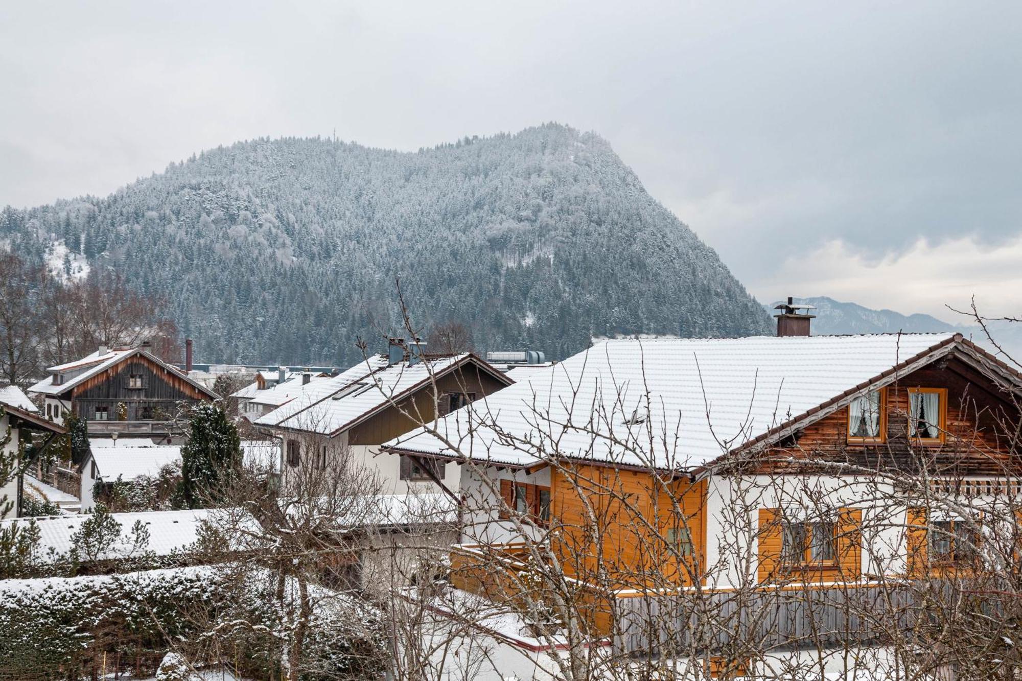 Haus Bergliebe - Zugspitzblick Pfronten Luaran gambar